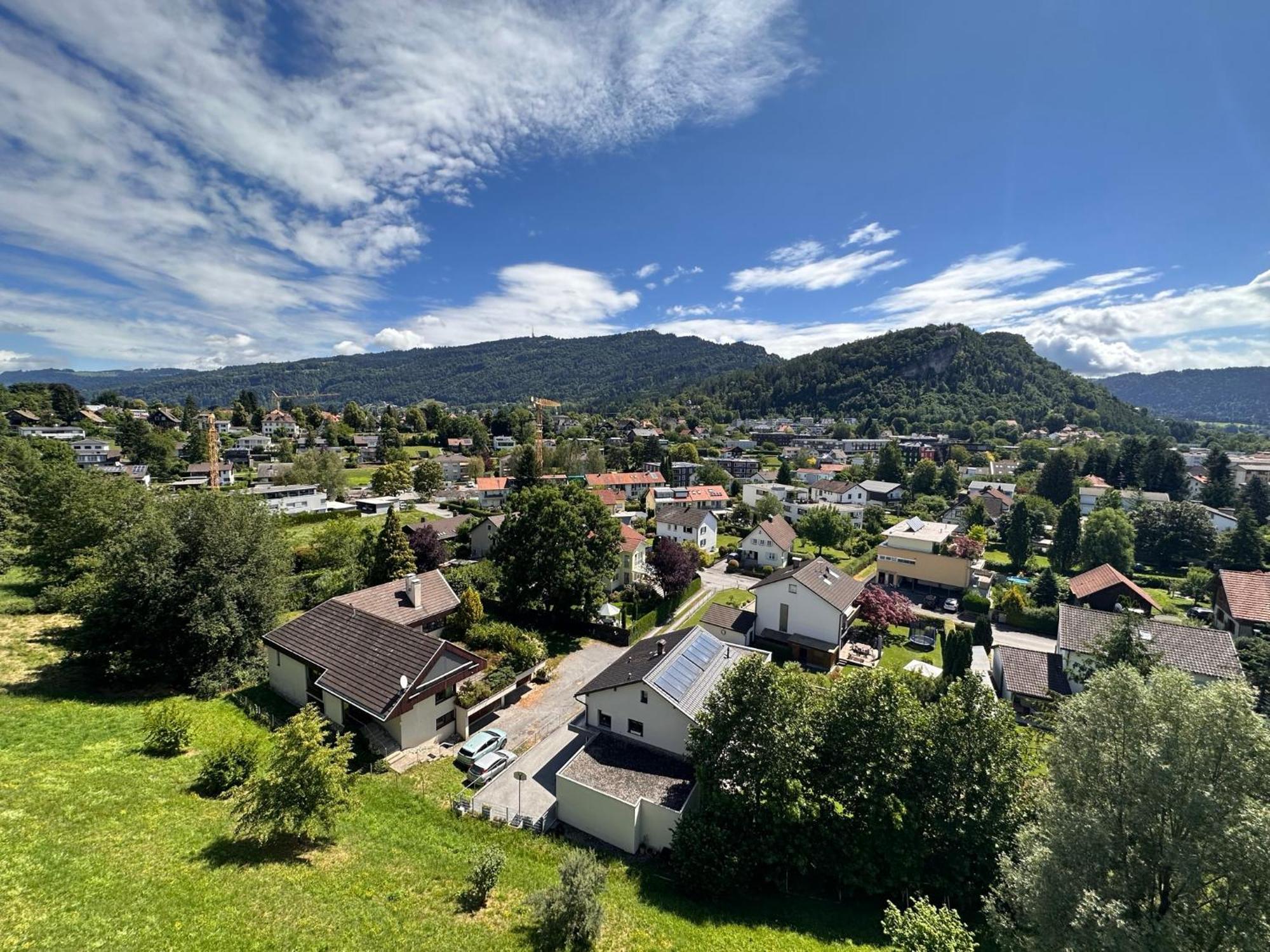 Apartamento Luxus Penthouse Bregenz Feldmoos Mit Whirlpool & Riesen Terrasse, Nahe Festspiele Exterior foto